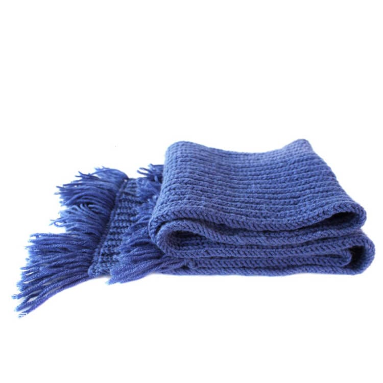 Knitted scarves Factory